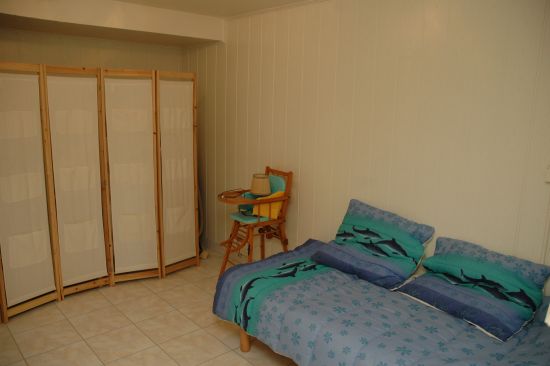 Coin Rangement avec 1 lit d'appoint de 90, Canap&eacute;, n&eacute;cessaire pour B&eacute;b&eacute;  Les M&eacute;sanges Leycuras